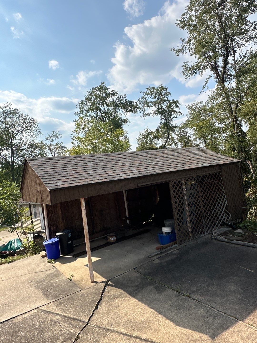 Slagle Roofing and Construction 412