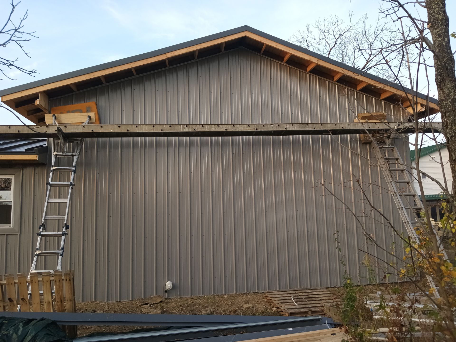 Slagle Roofing and Construction 450