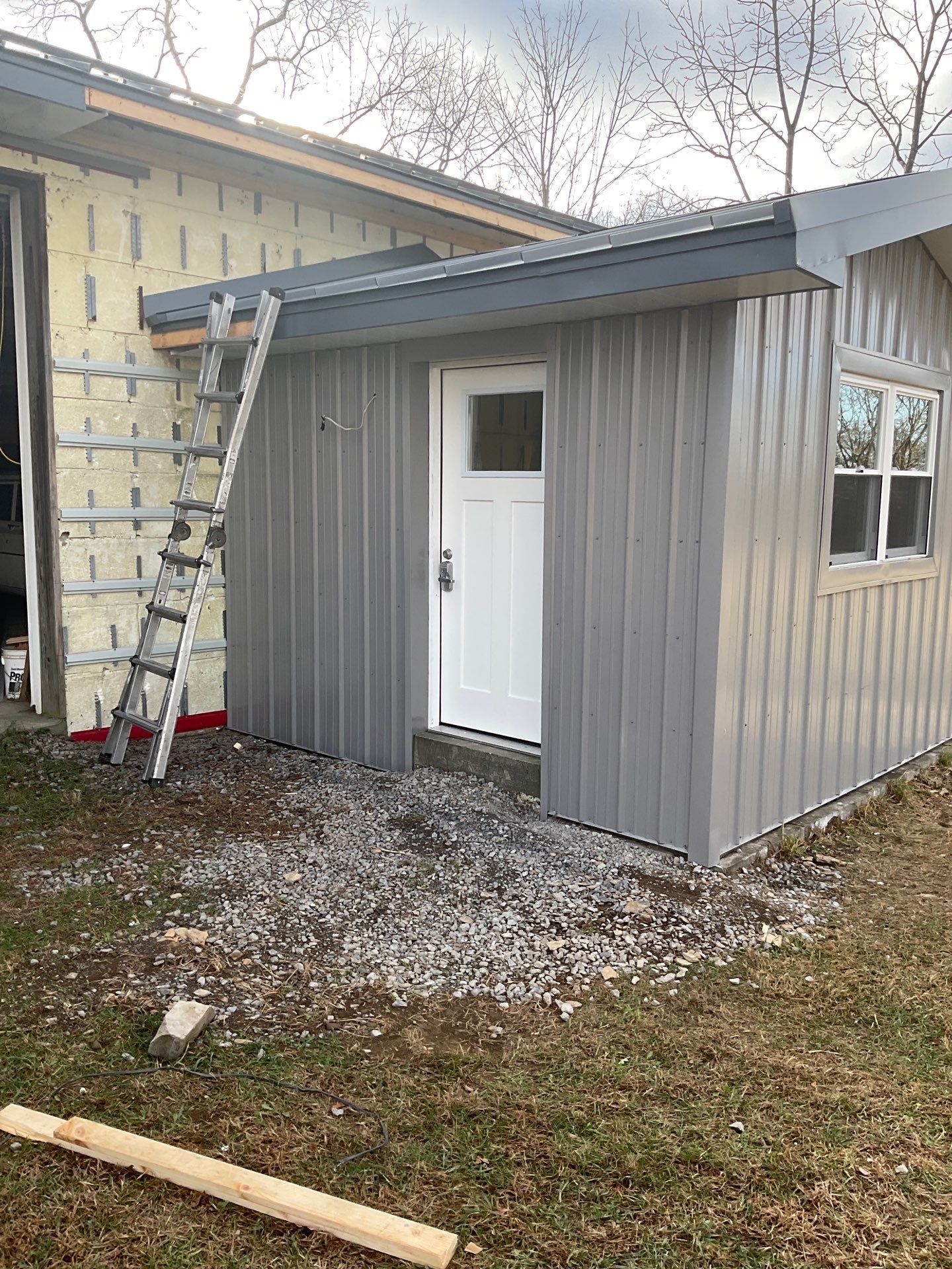 Slagle Roofing and Construction 464