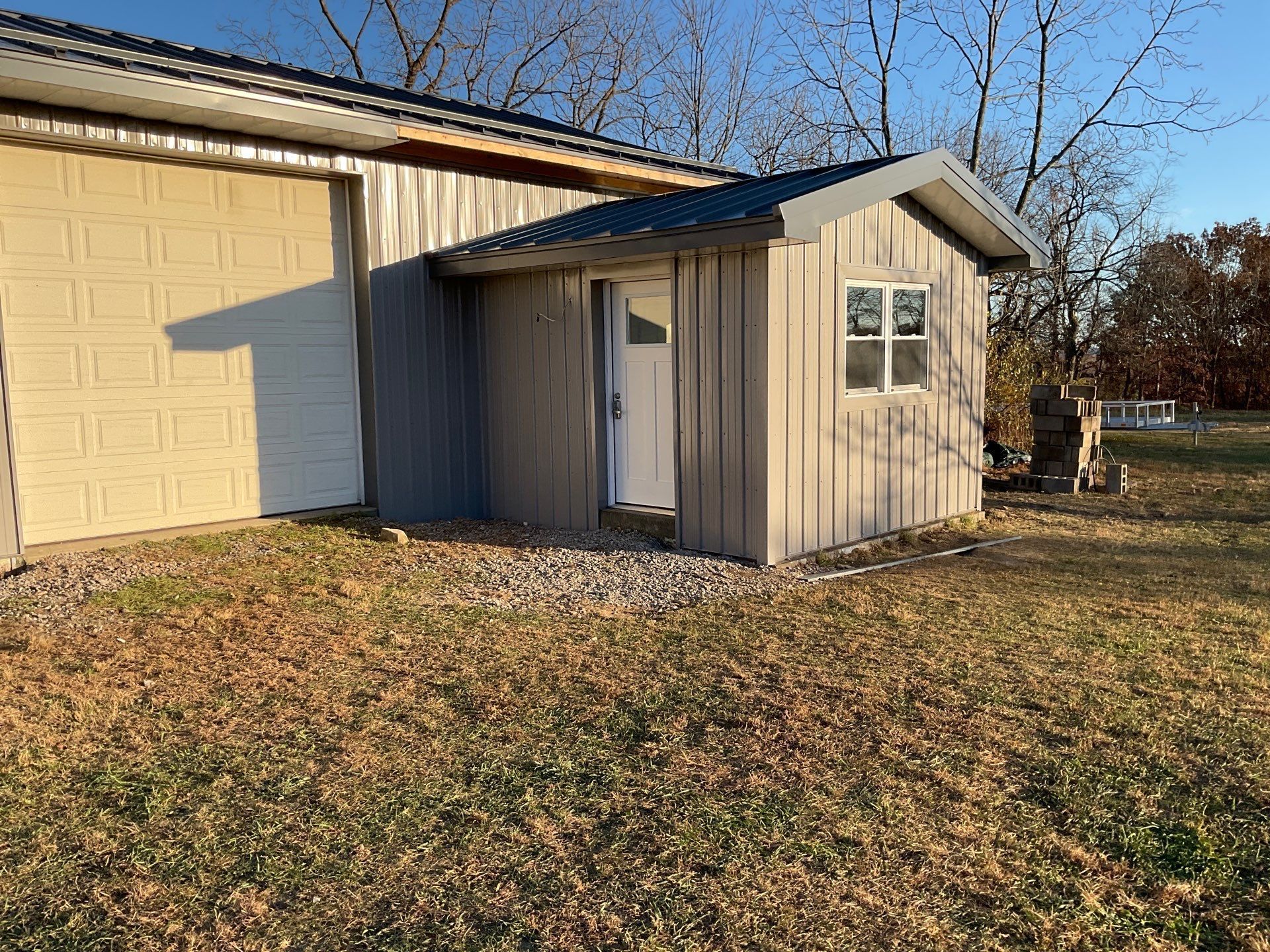 Slagle Roofing and Construction 467