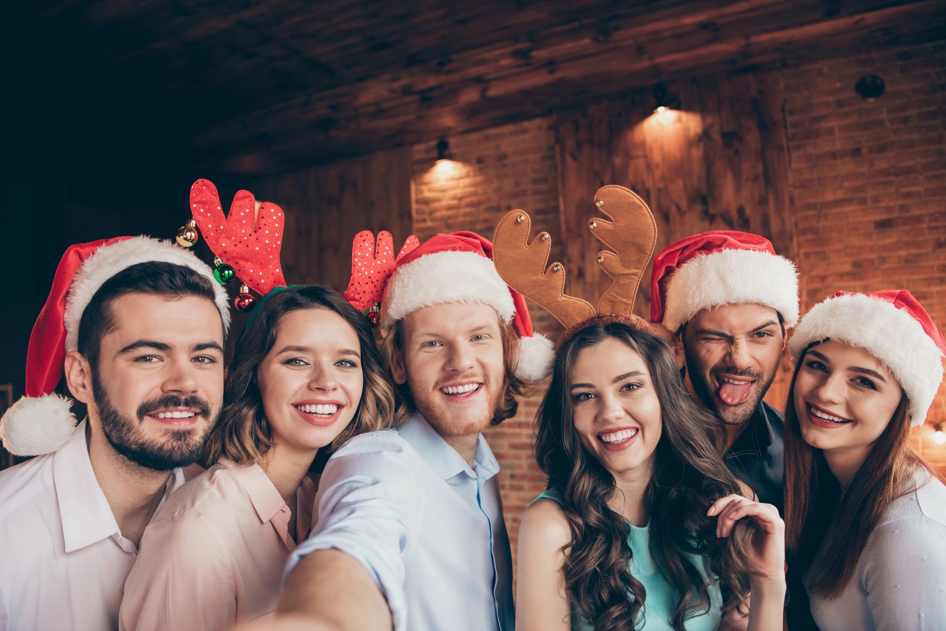 21 Things to Do Before Christmas: Your Holiday Bucket List!