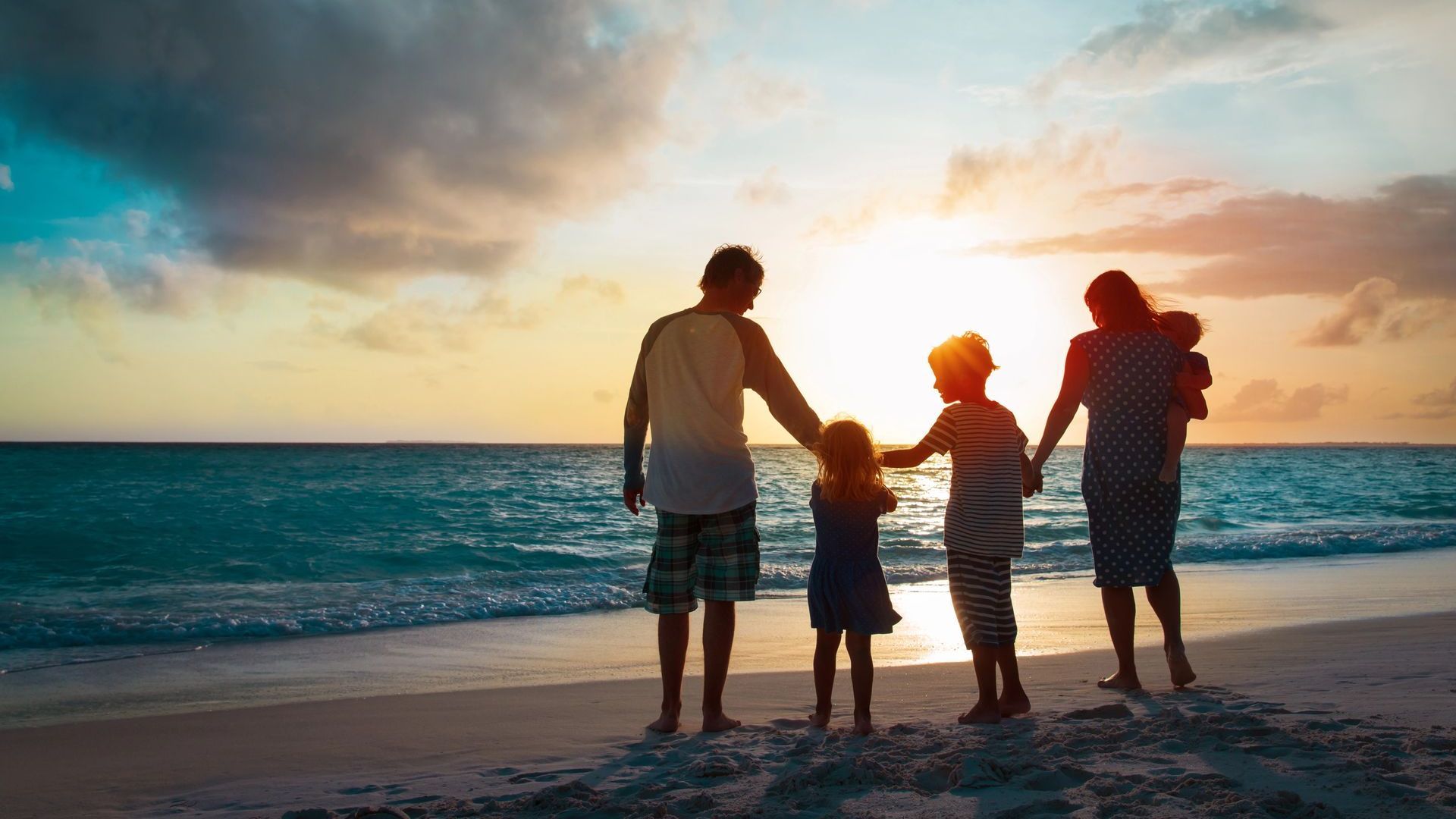 Celebrate Dad with Live Music, Strawberries & Fun This Sunday!