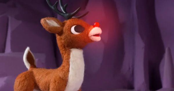Most Famous Reindeer of All Lights Up Theater at The Maritime Aquarium