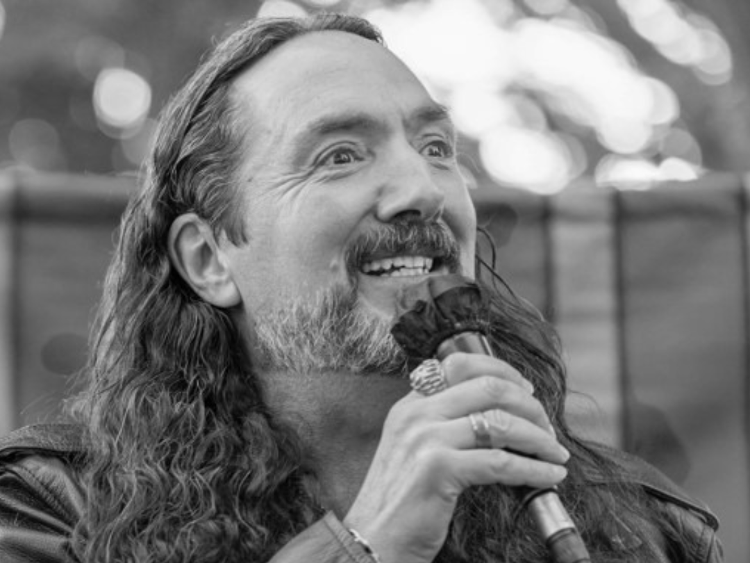 Acoustic SONO Music Series Wraps Up the Season in Style This Friday!