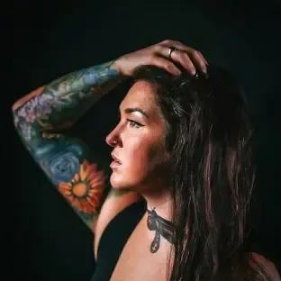 Nashville’s Rising Star Allie Colleen takes over the UpStage at The Palace Stamford on Friday, February 28.
