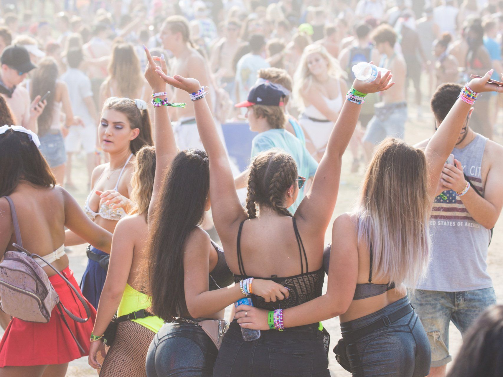 Concerts, Wine Nights & Pirate Cruises: Your Weekend Starts Here! 