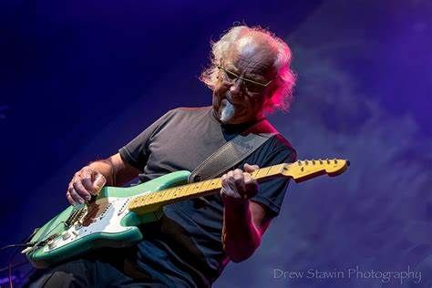 "Jethro Tull’s Martin Barre Brings 'Tull Tales' to Edmond Town Hall on April 13!"