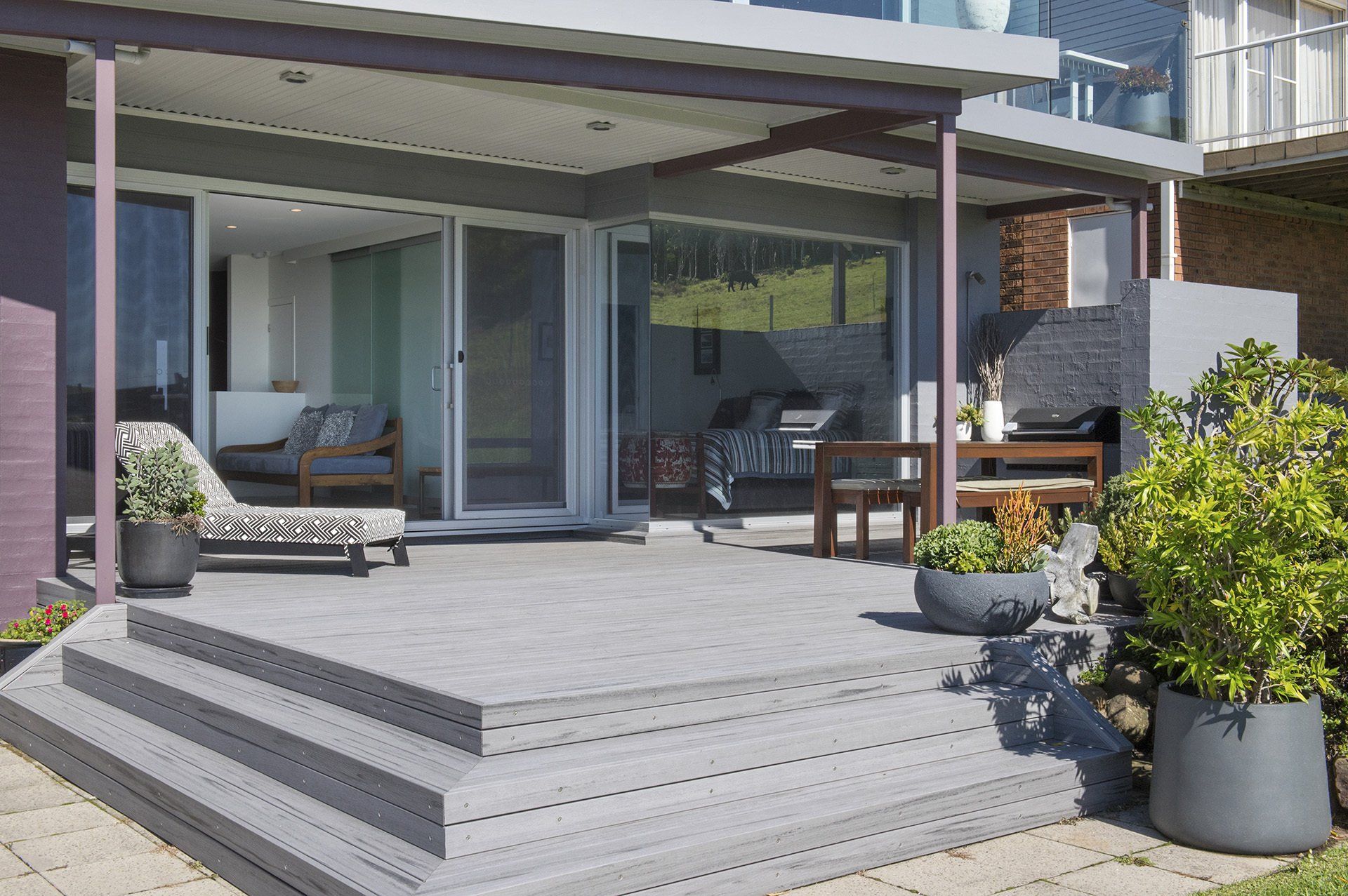 exterior shot of Elanora Gerroa