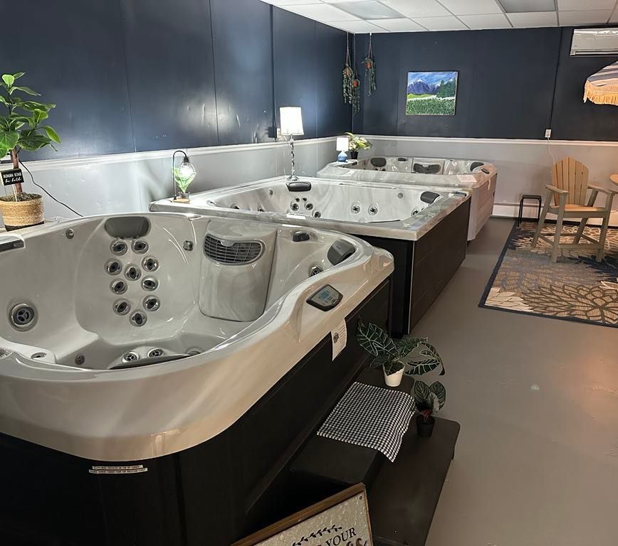 A room with a lot of hot tubs in it