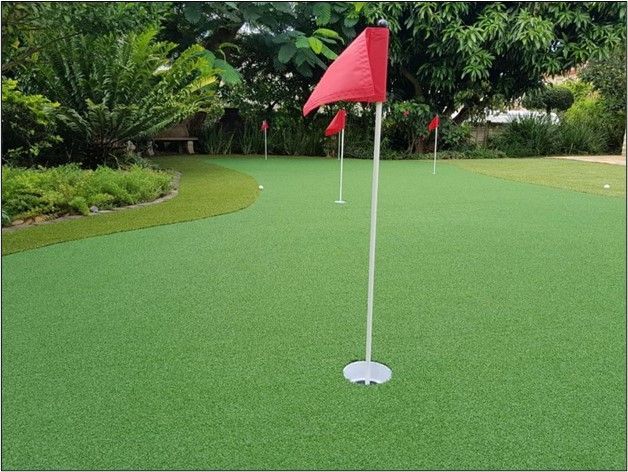 Putting Greens in Cape Town: Perfecting Your Golf Game at Home
