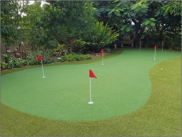 Right Turf Golf Game at Home