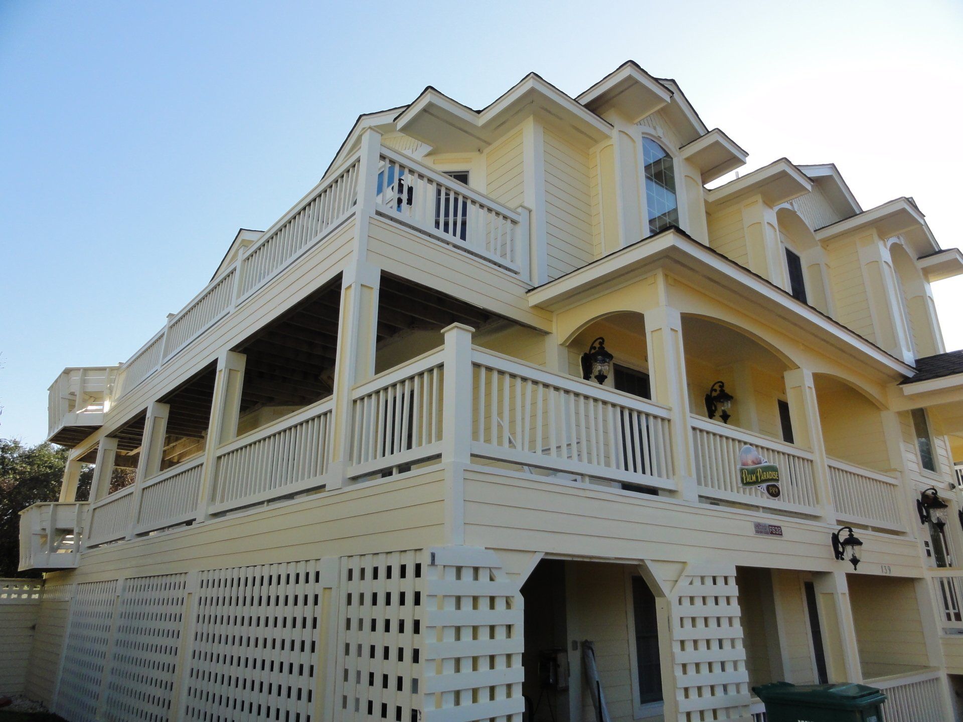 whole home exterior painting corner