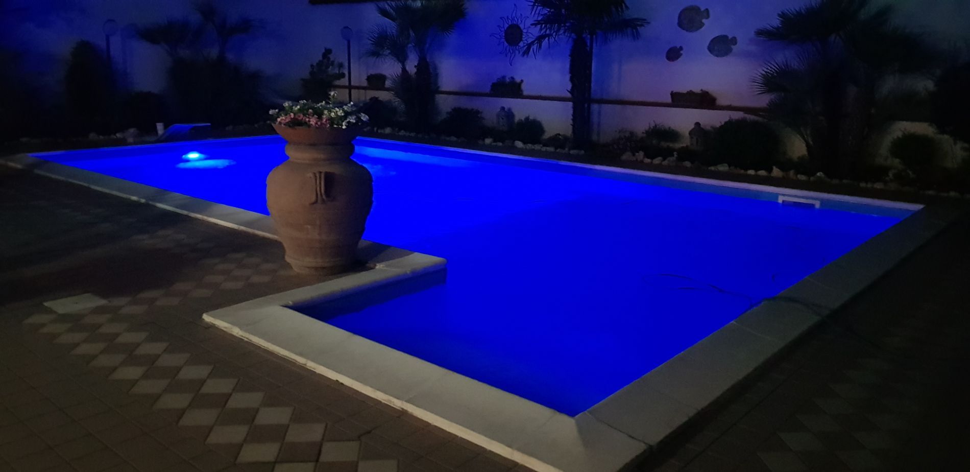 Piscina luce notturna