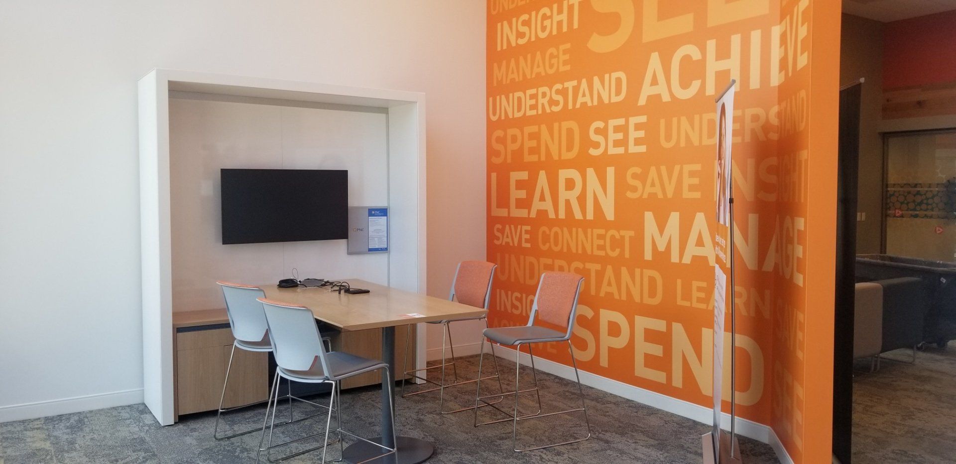 commercial construction contractor