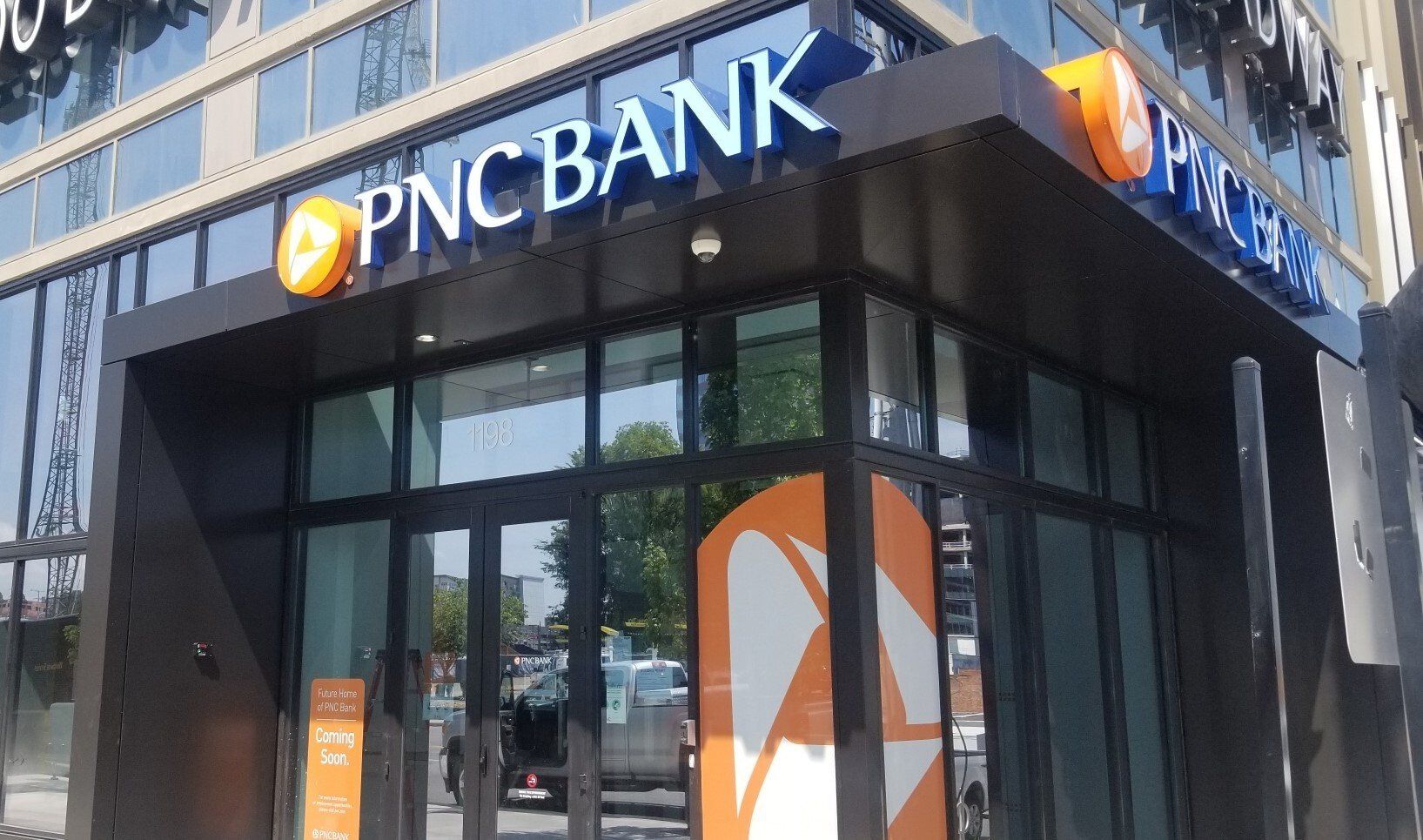 commercial business construction contractor