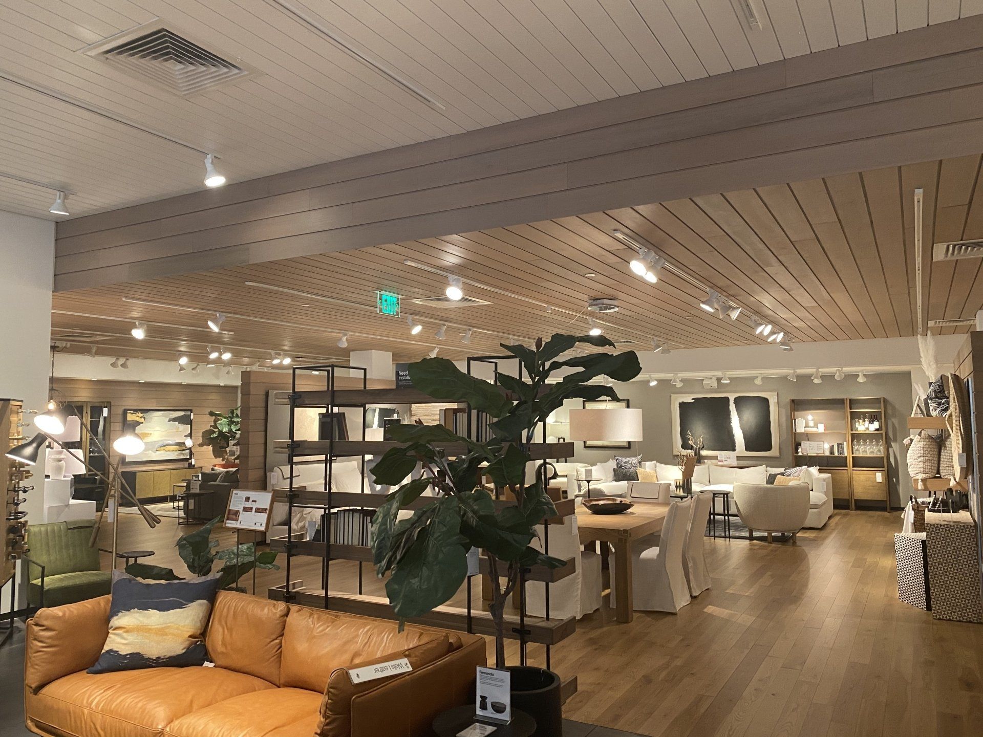 Crate&Barrel Department store construction contractor