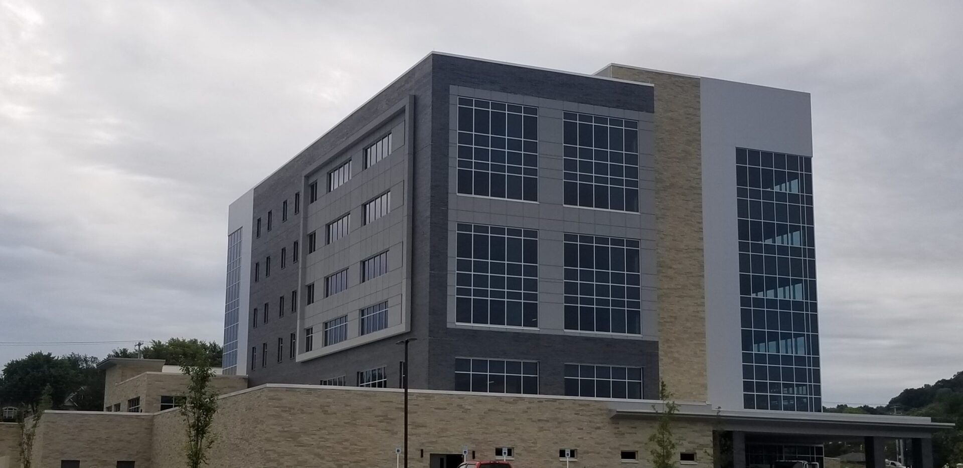 healthcare drywall contractor