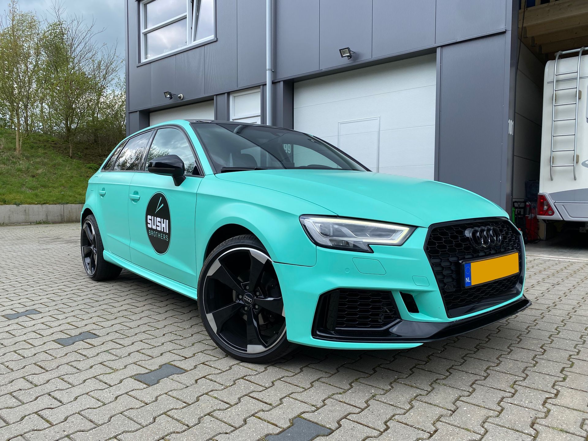 Audi A3 Sushibrothers - Basic pakket