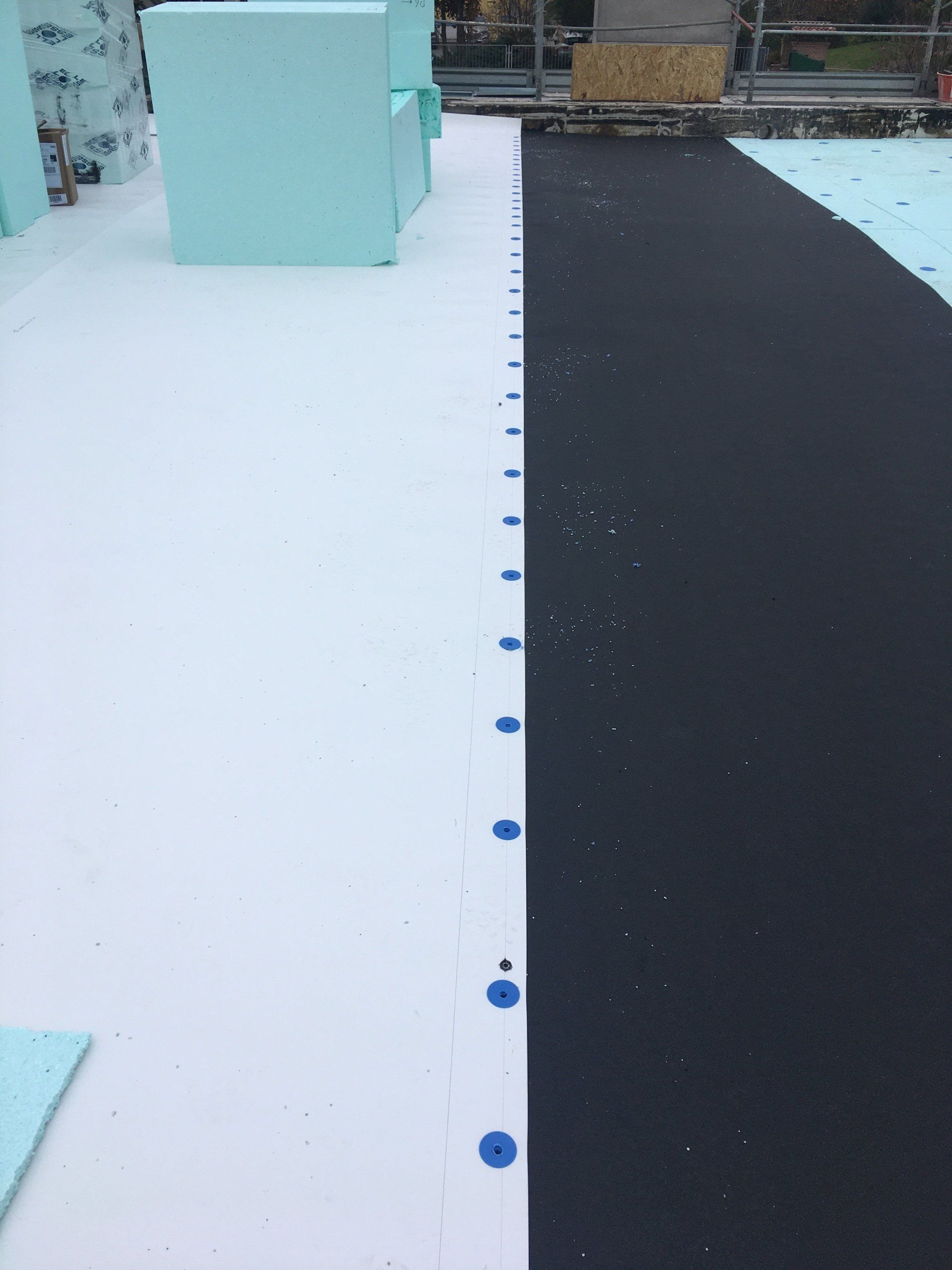 muro in mattoni appena eretto