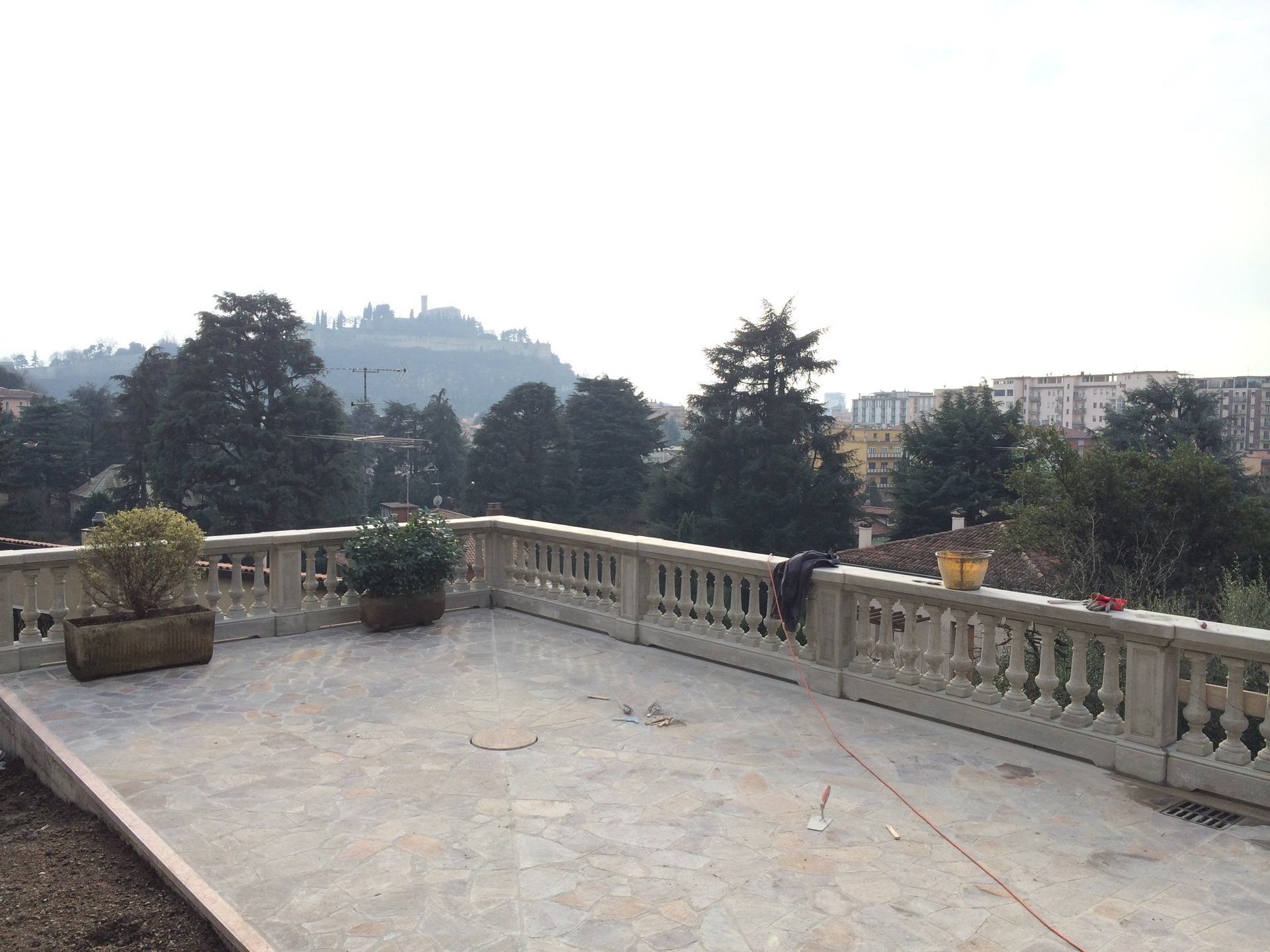 terrazzo su autorimessa interrata