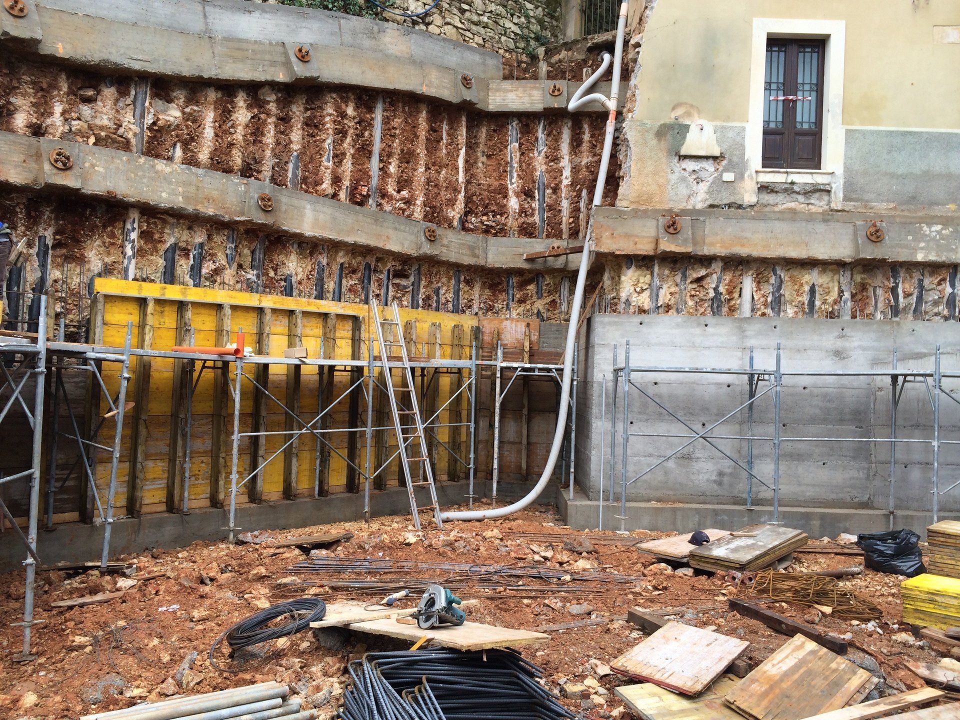 realizzazione autorimessa interrata