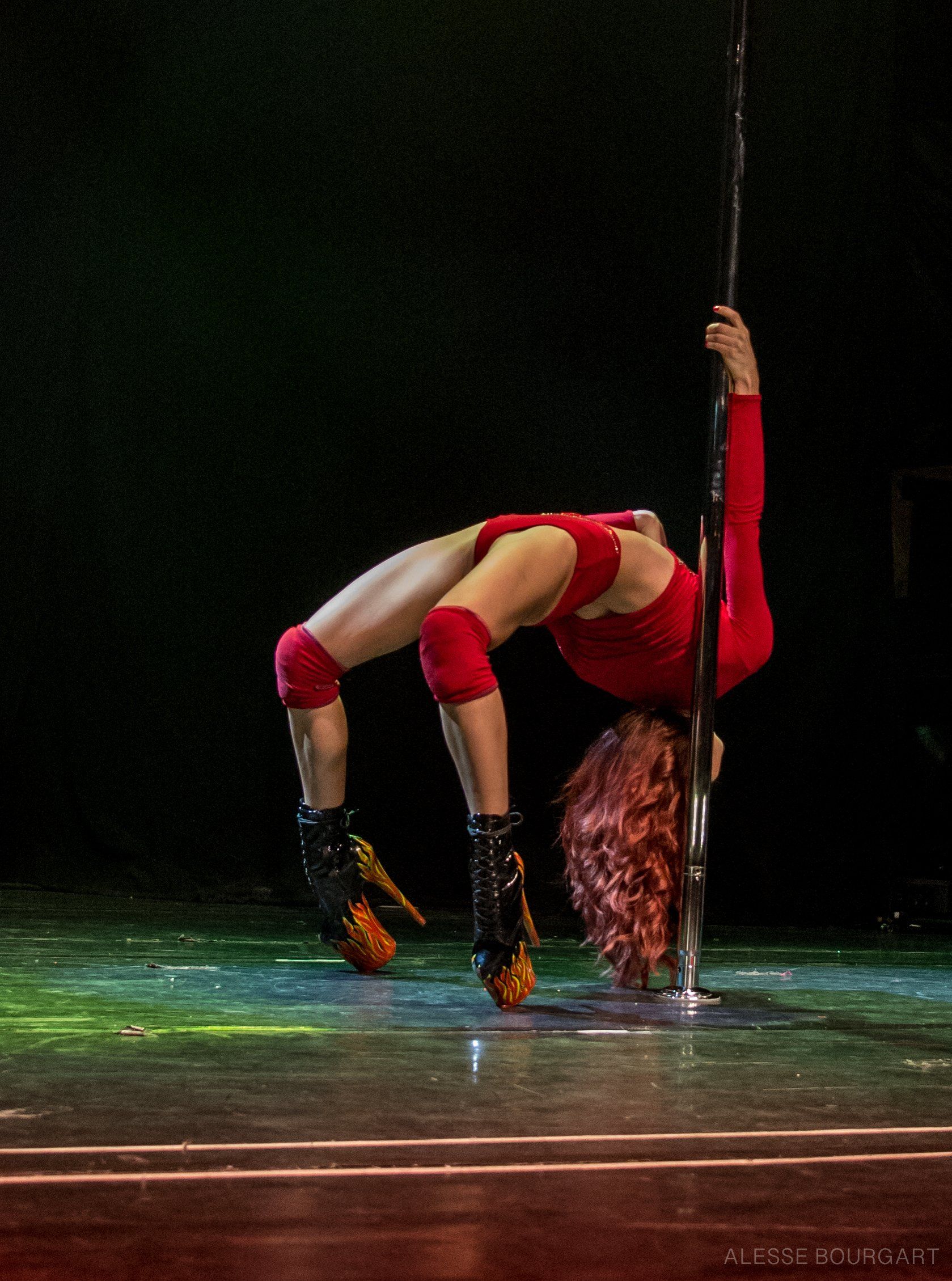 vancouver based female photographer pole dance fitness performances or photoshoots exotic competition bridge