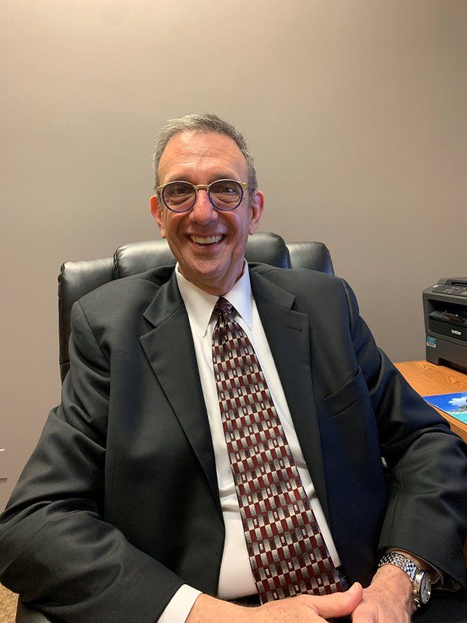 Dr. Michael J. Fox at Upright MRI of Deerfield