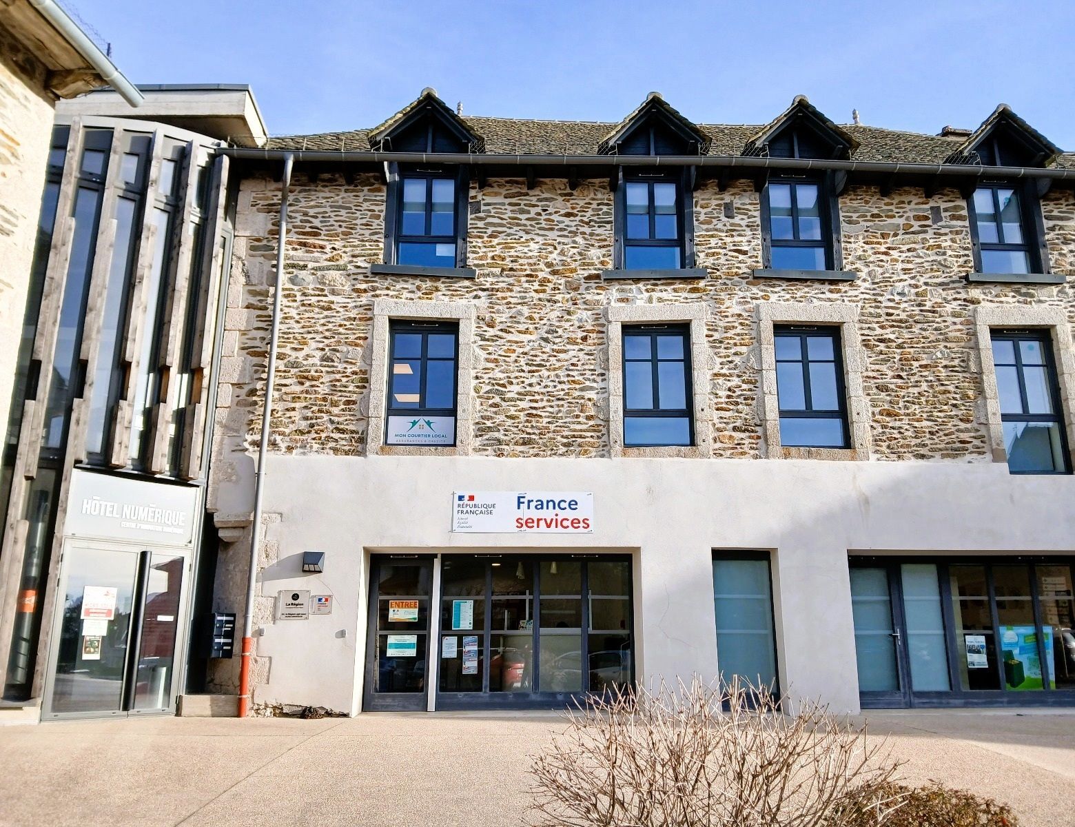 CTA Locaux & Adresse Mon Courtier Local, expert en crédits et assurances à Montsalvy, Cantal et Aveyron