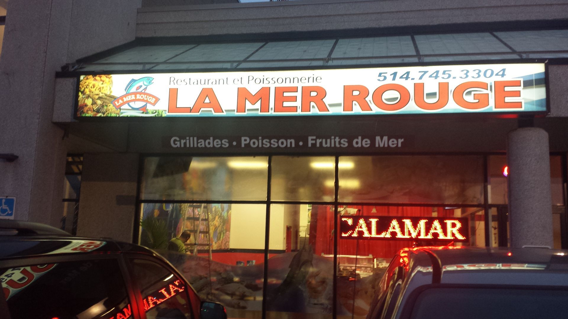 Panneau du restaurant