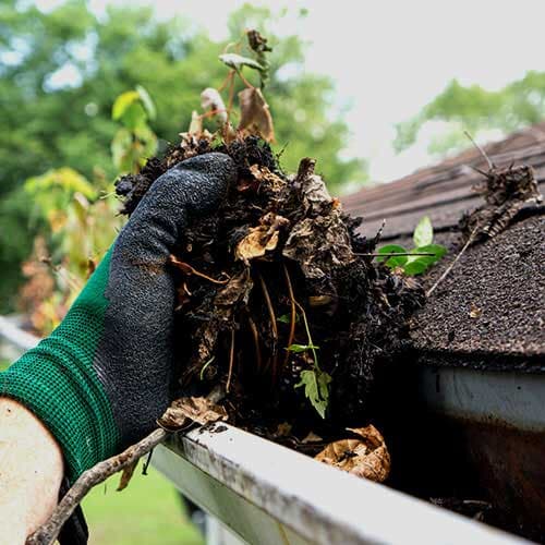 Cleaning Gutters - gutter cleaning service in Manchester, NJ