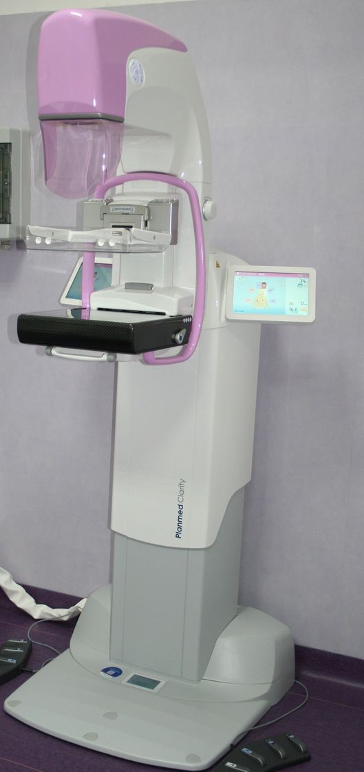 mammografo Planmed Clarity 3D con Tomosintesi