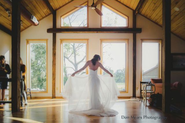 affordable wedding venues in virginia - running mare
