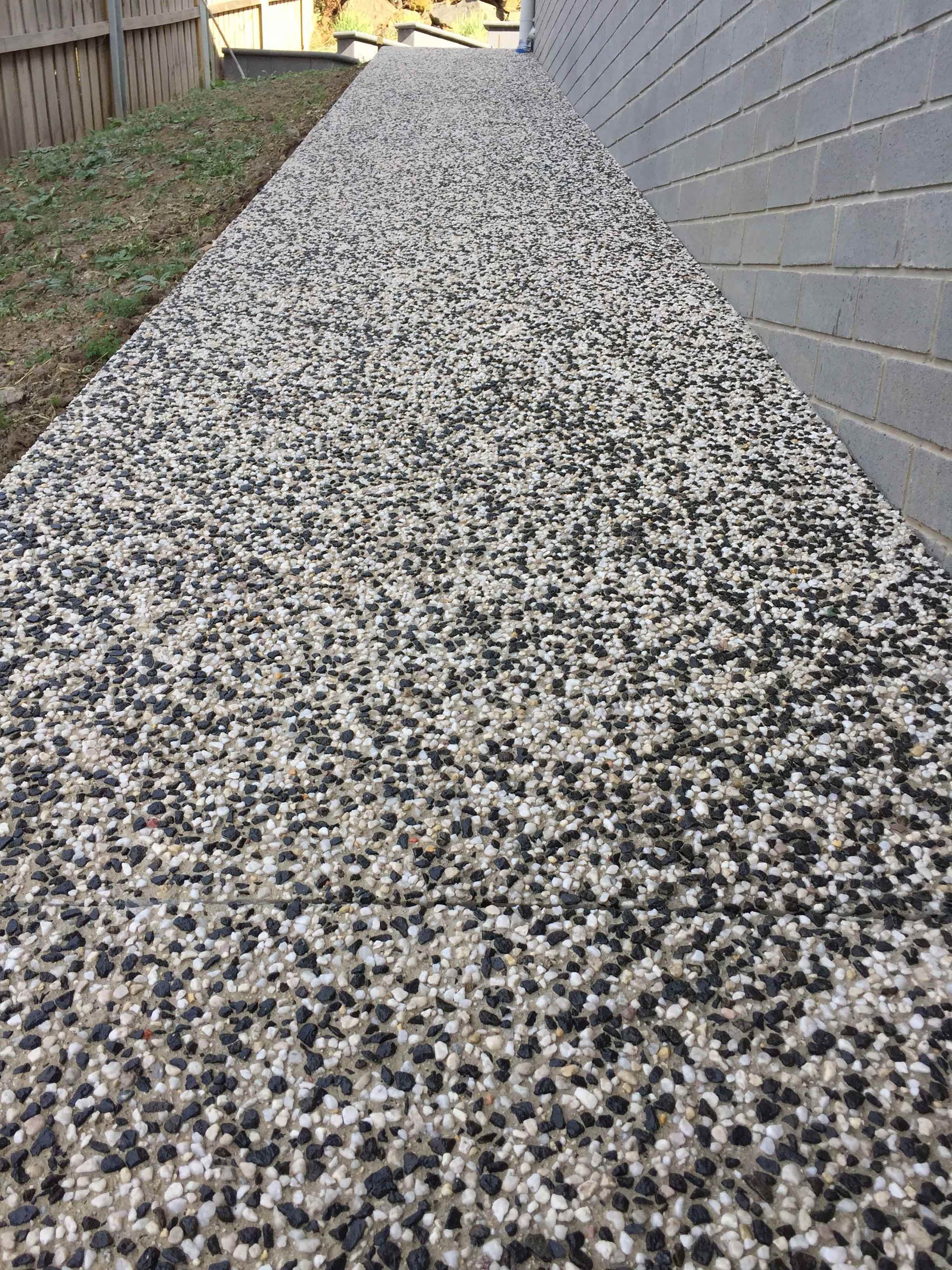 7mm Riverd Salt Pepper — Launceston, TAS — Kindred Concreting