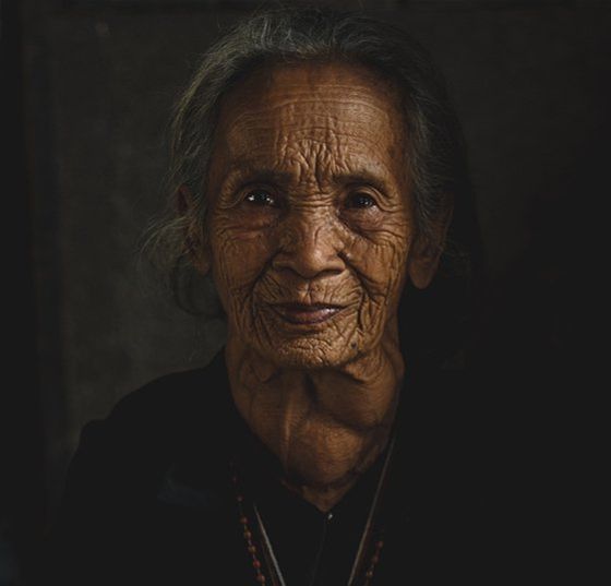 An elderly woman