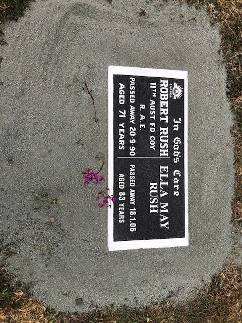 Headstone for Robert and Ella May Rush, with text 