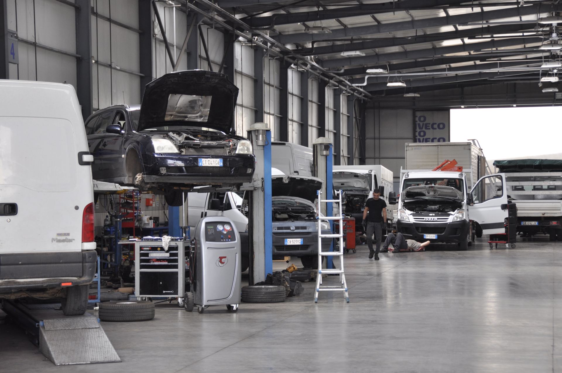 Centro revisioni auto/moto/autocarri