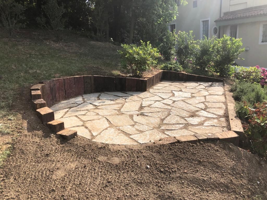 rastrellamento per posa erba