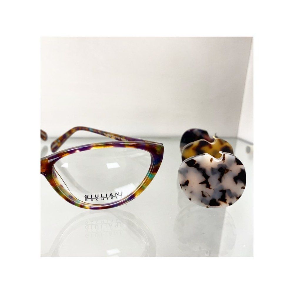 occhiali da donna in celluloide