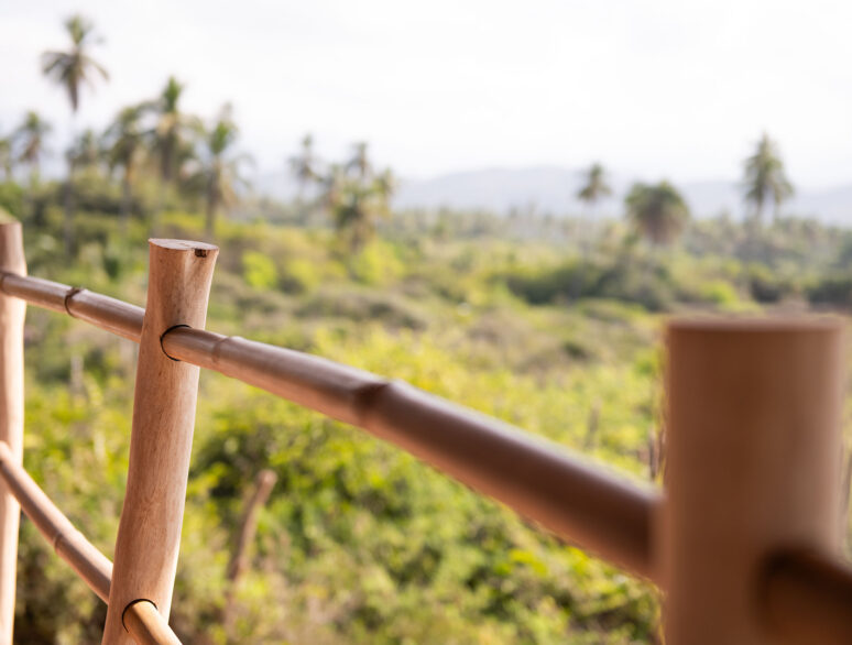 A stack of bowls sitting on top of each other on a table.