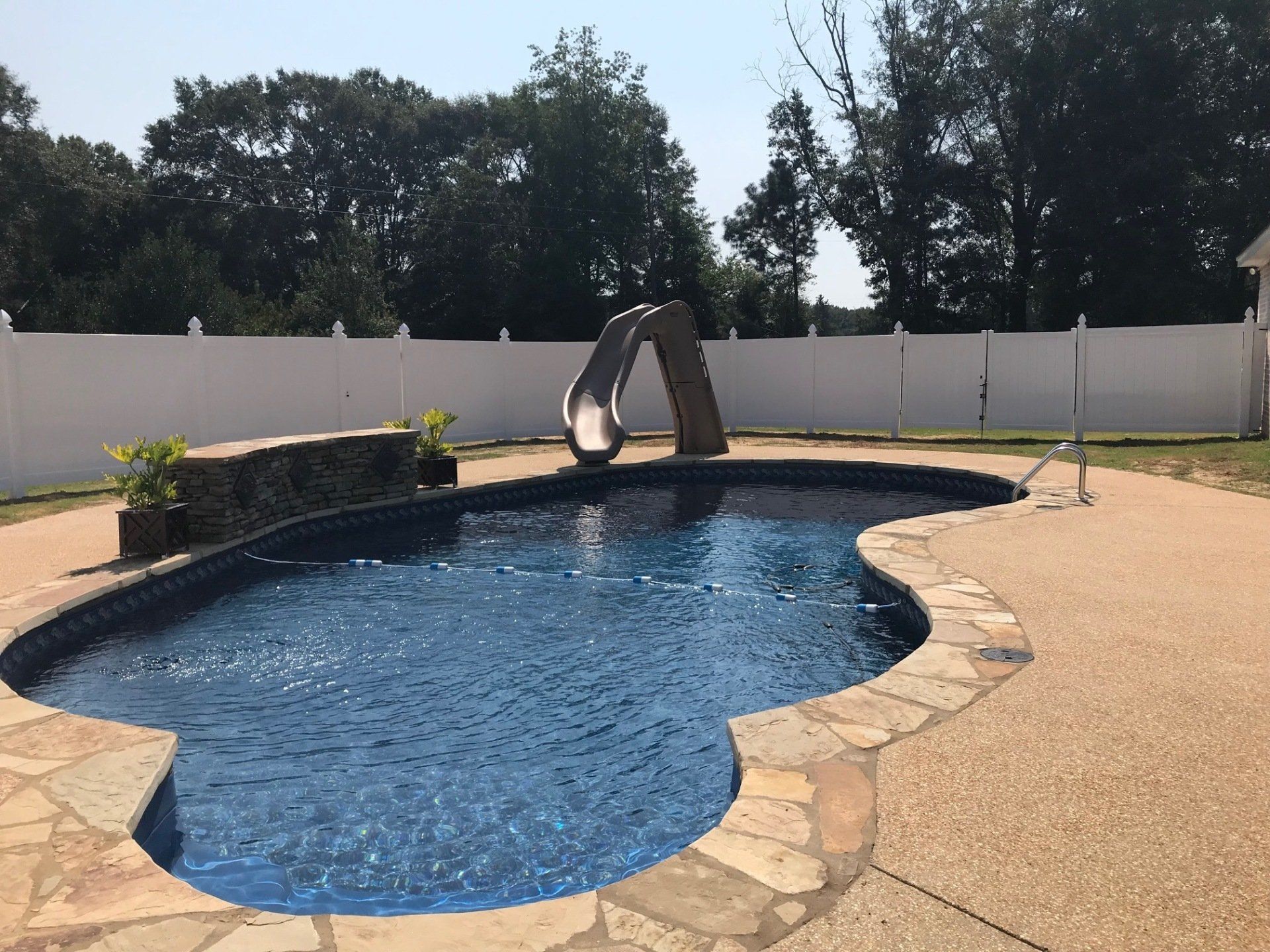 White Fence — Columbus, MS — Columbus Fence Company