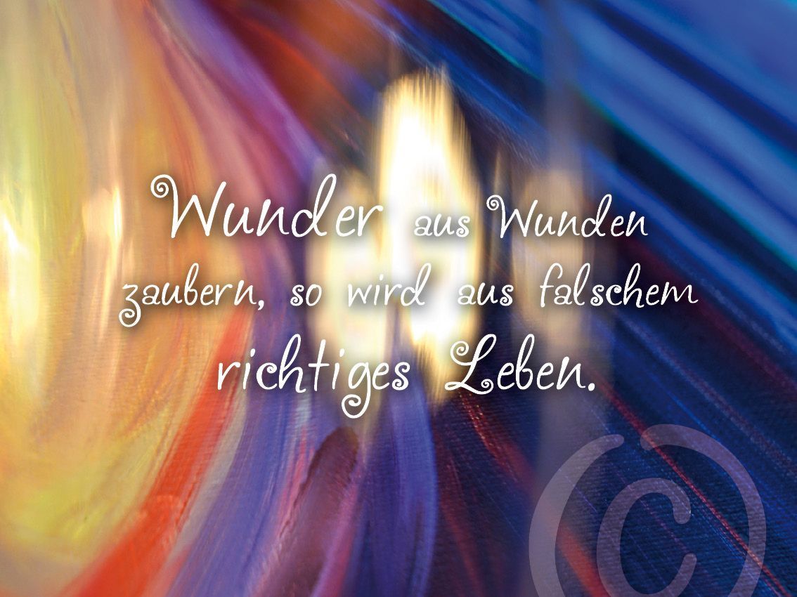 gruen-gelber Hintergrund darauf ein Mandala