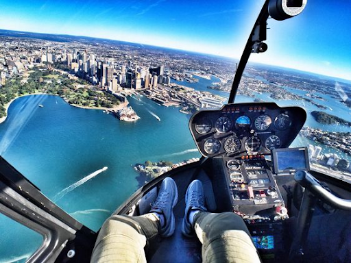 Comparing Top Helicopter Tour Providers in Sydney
