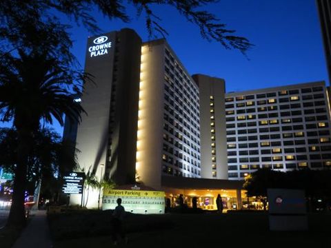 Crowne Plaza Hotel LAX