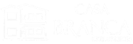 Logotipo branco com um ícone estilizado de um edifício ao lado dos textos