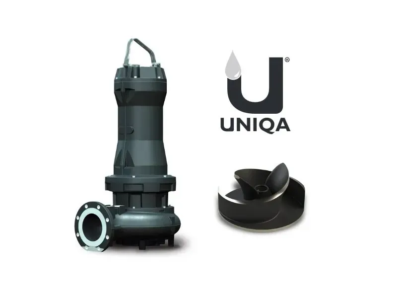 Pompa sommersa e girante nere, con logo Uniqa.