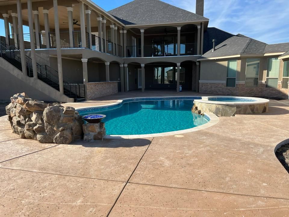 House & Pool — Dallas, TX — Heavenly Pools