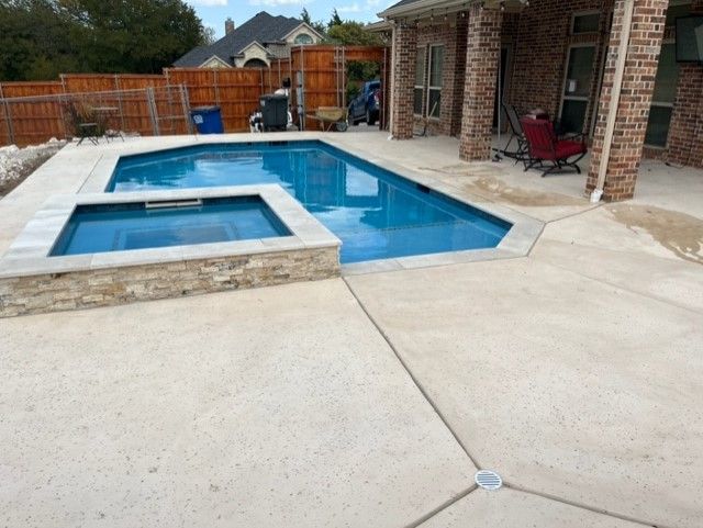 Concrete Pool — Dallas, TX — Heavenly Pools