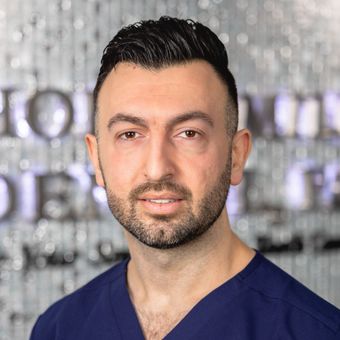Dr. Daniel Abramov