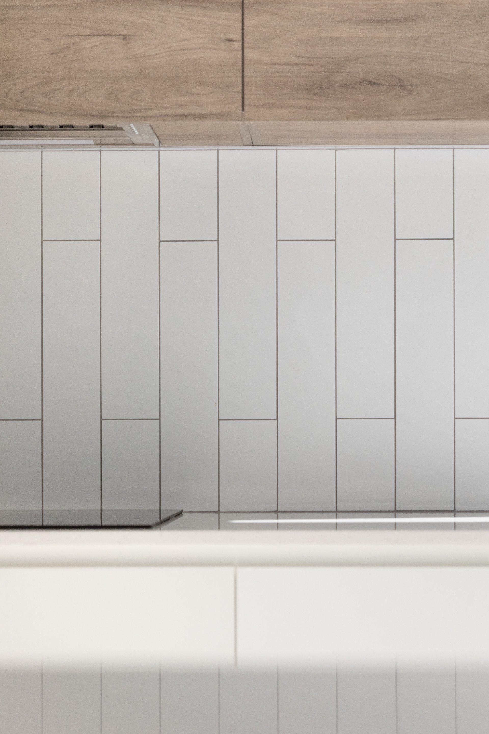 White Tiled Splashback — Platinum Kitchens & Bathrooms In Coffs Harbour NSW