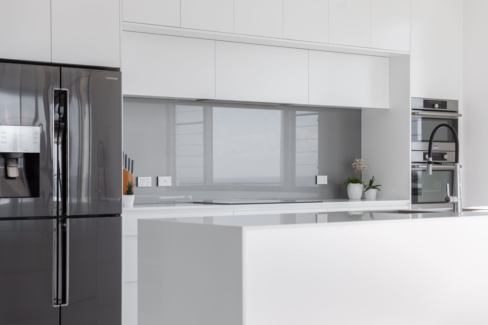 Modern Kitchen — Platinum Kitchens & Bathrooms In Coffs Harbour NSW